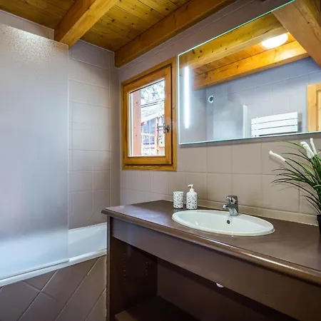 Chalet Panda In Chalet Hideaway 1 Chamonix